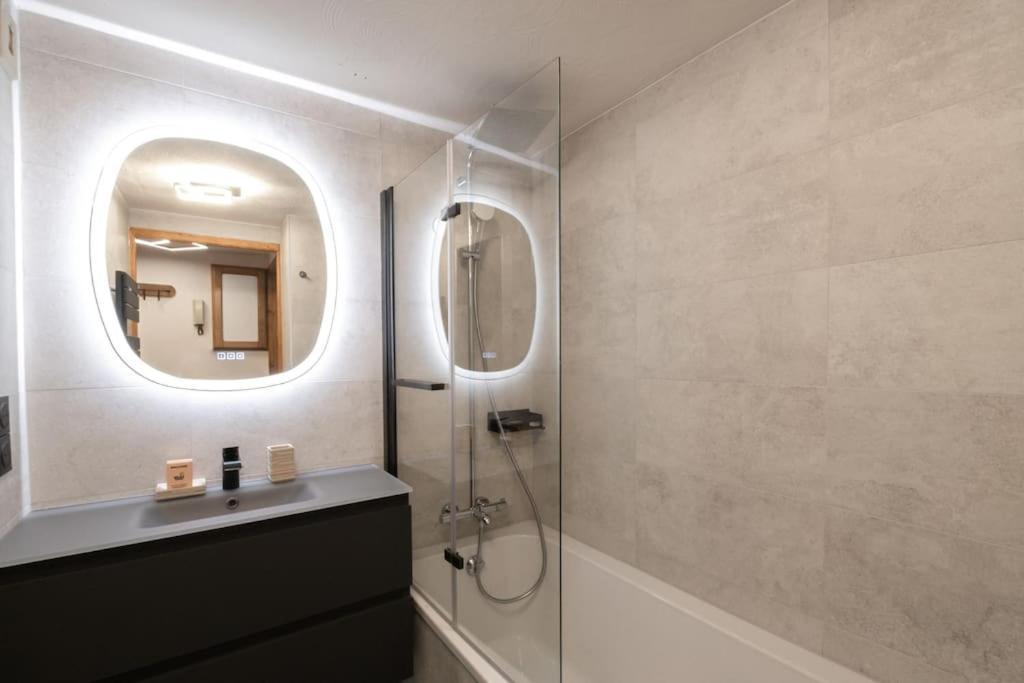 Bel Appartement Entier En Style Chalet A Chamonix Dış mekan fotoğraf